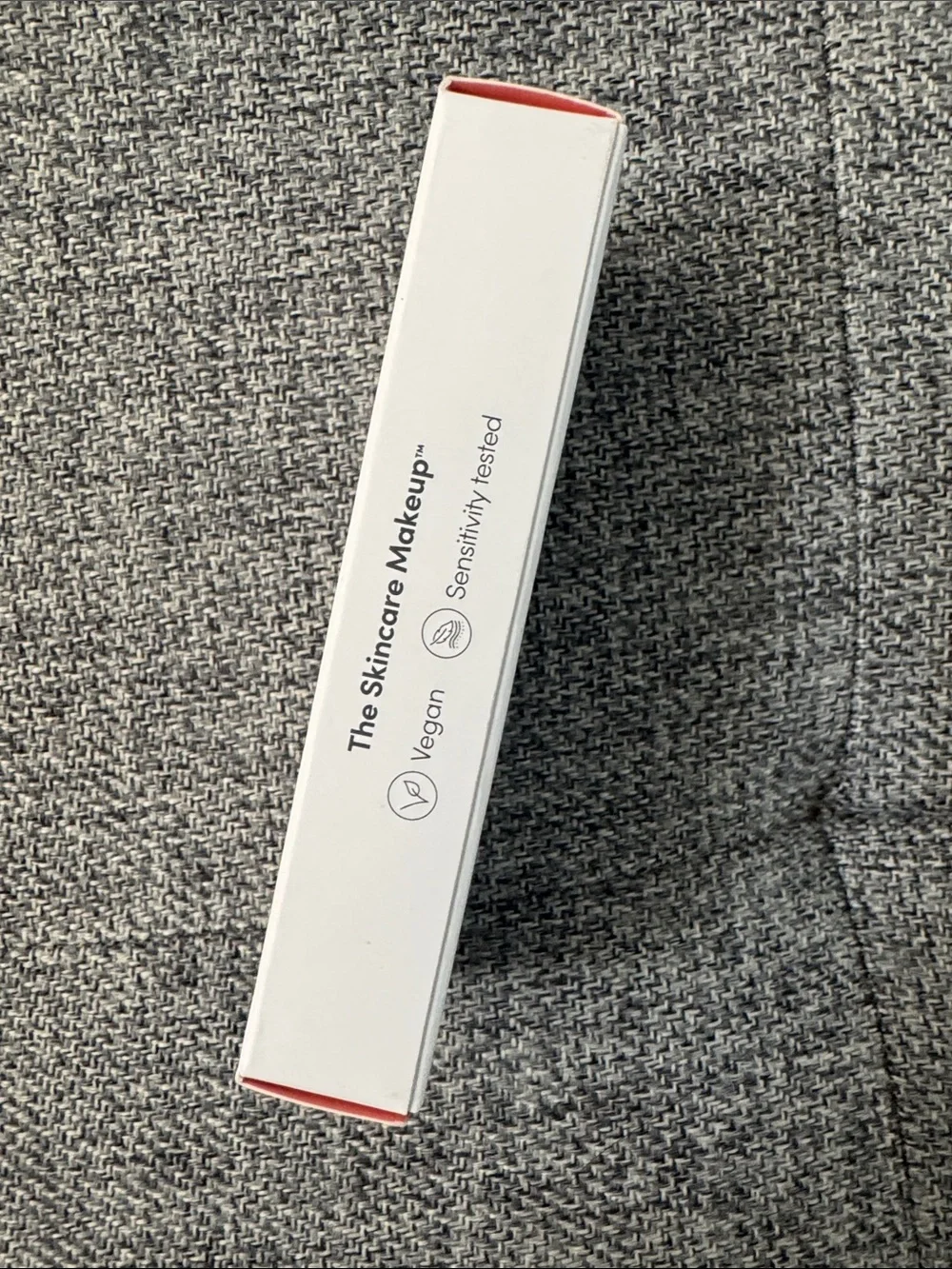 jane iredale colorluxe Hydrating Cream Lipstick in White Box new Bordeaux